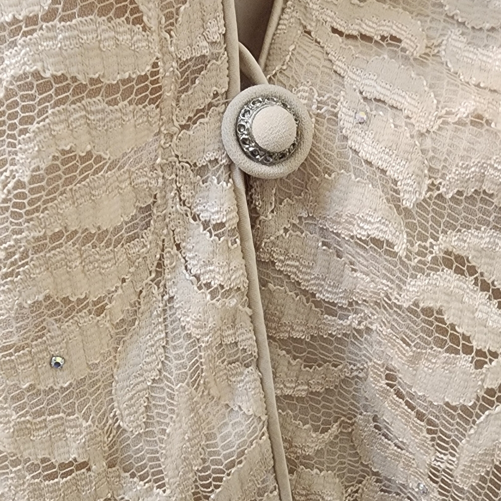 Karen Miller Cream Lace Jacket - Picture 4 of 5